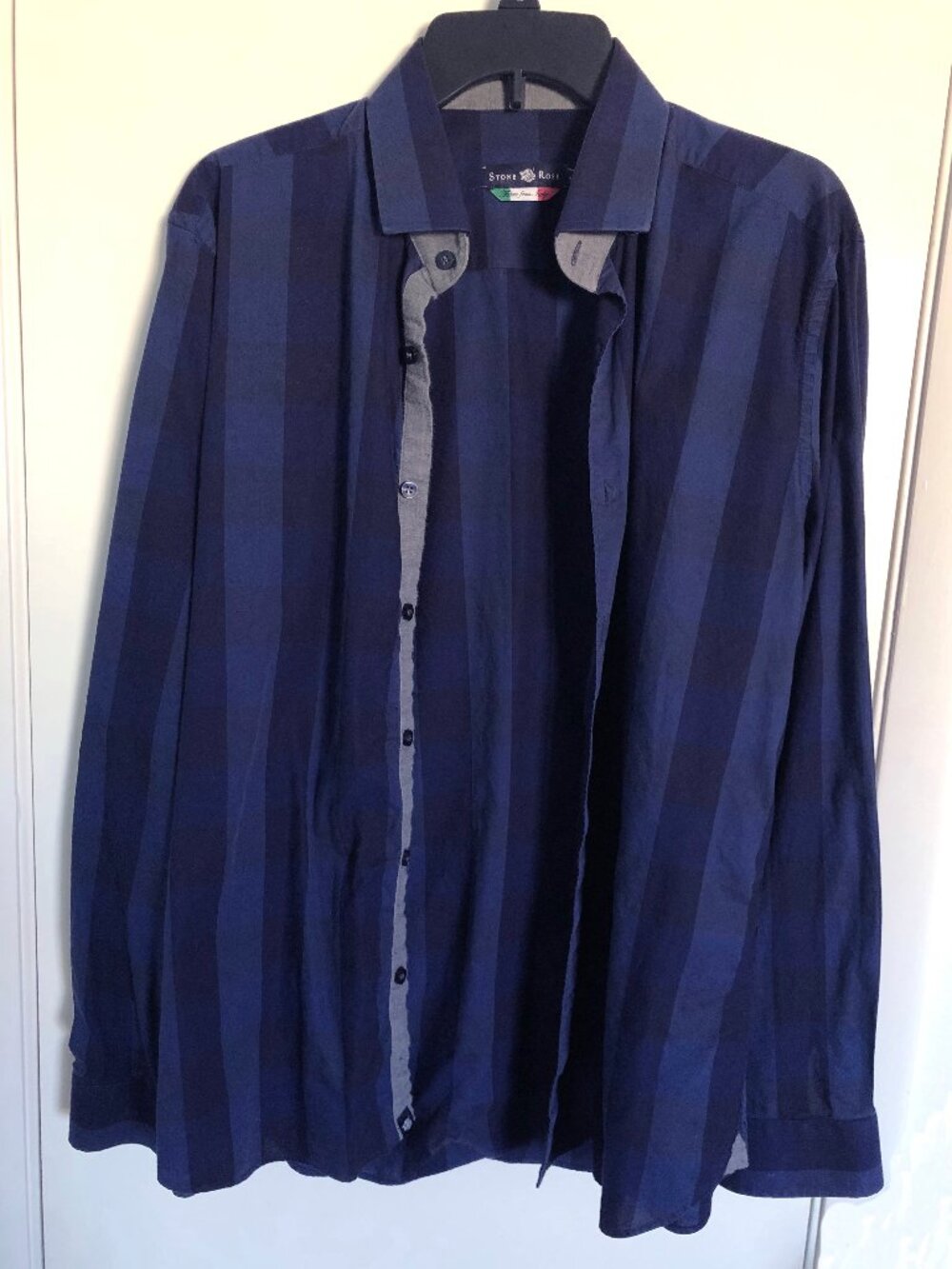 Stone Rose Men's Blue Plaid Button Down Long Sleeve - Size 4 or L
